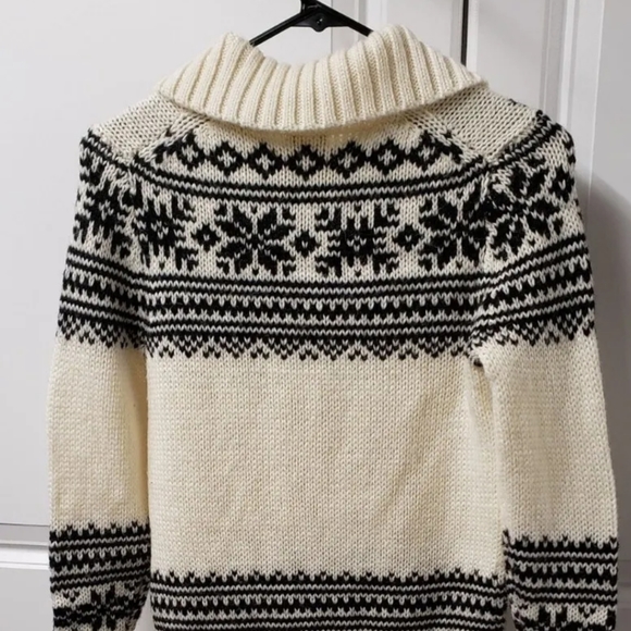 J Crew Women's Sweater Size: Small Mohair & Wool Blend - Picture 7 of 13